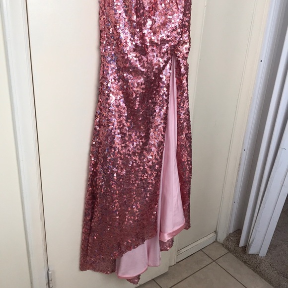 Train strapless sweetheart sequin dress - Picture 4 of 7